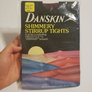 Danskin Shimmery Stirrup Tights